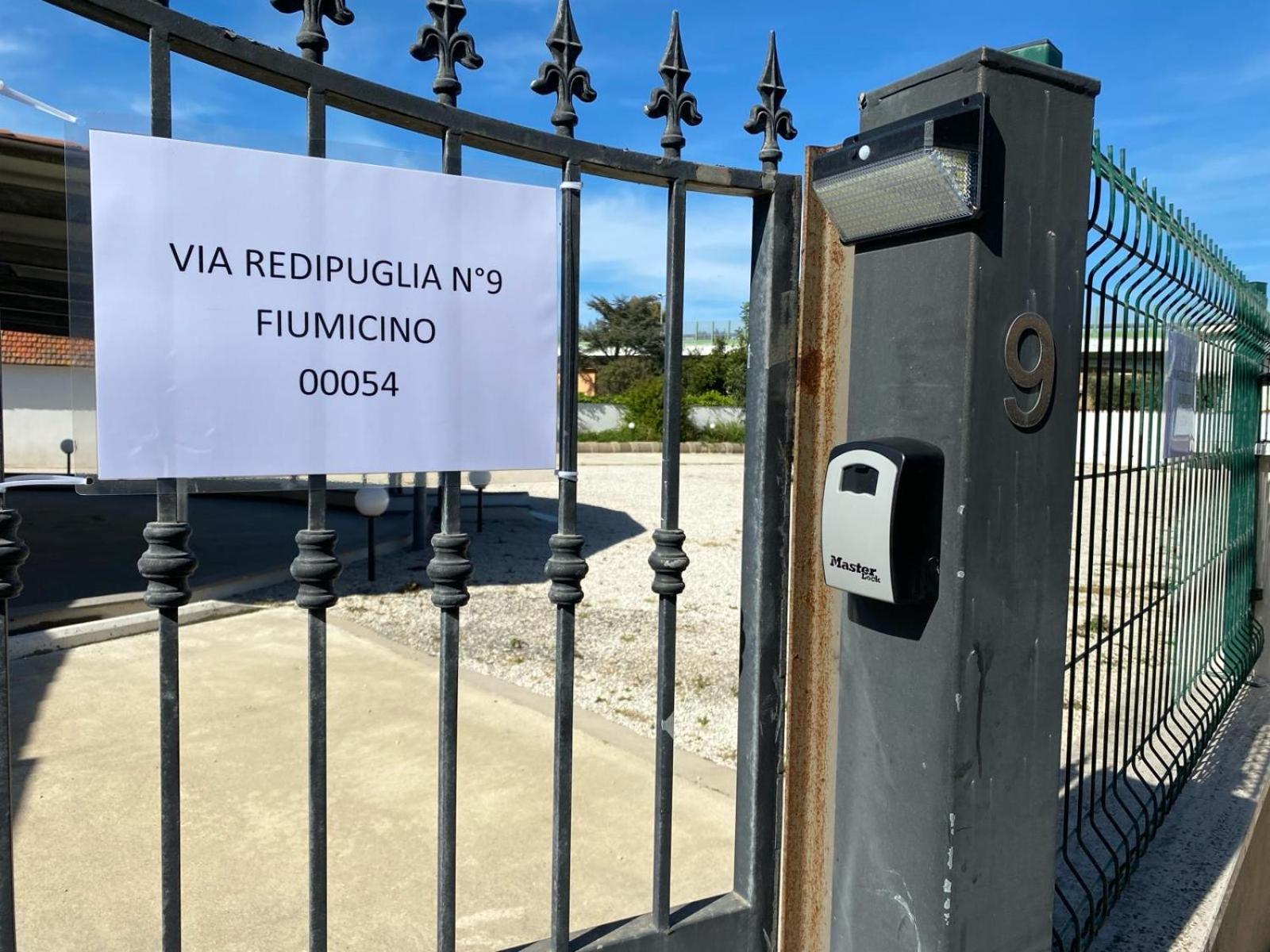 Ferienwohnung Fcoairporthouse Fiumicino Exterior foto