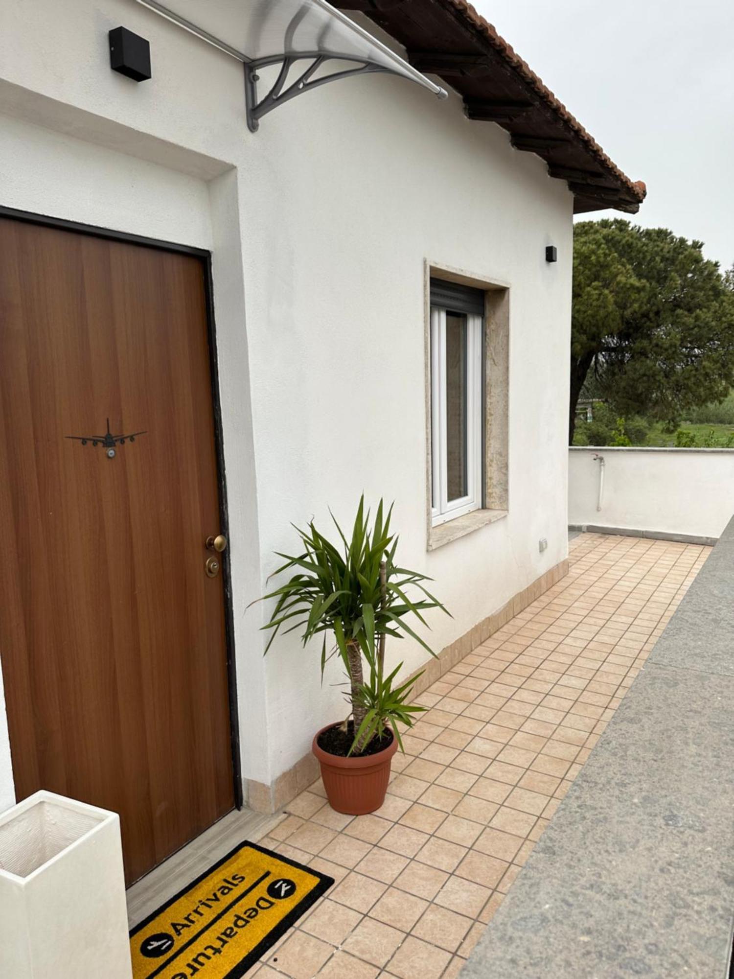 Ferienwohnung Fcoairporthouse Fiumicino Exterior foto